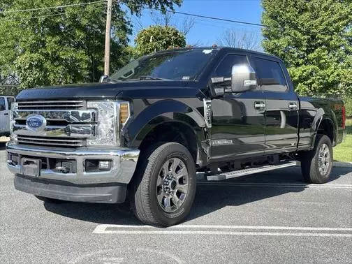 2019 Ford F-250 Super Duty LARIAT 4WD photo