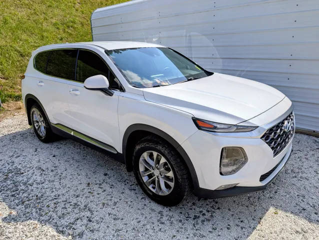 2020 Hyundai Santa Fe SEL AWD photo