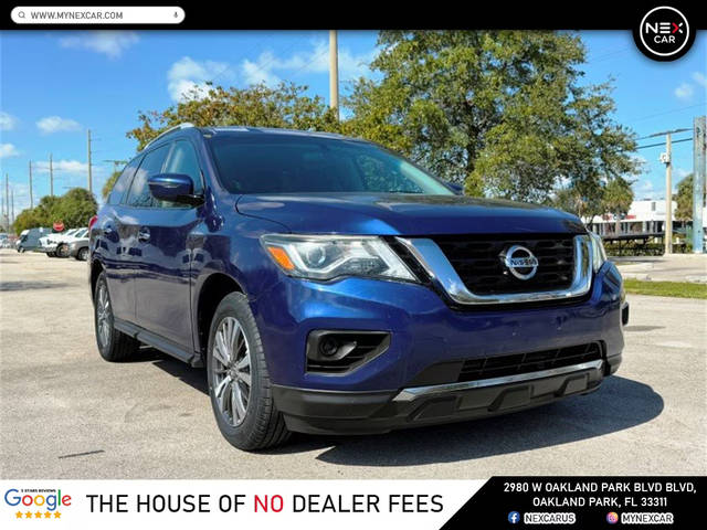 2019 Nissan Pathfinder S FWD photo