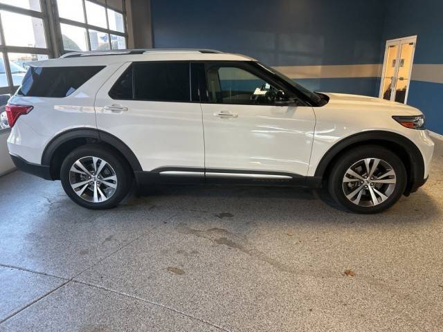 2020 Ford Explorer Platinum 4WD photo