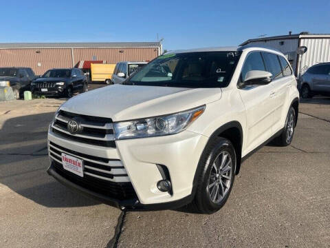 2019 Toyota Highlander XLE AWD photo