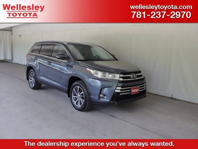 2019 Toyota Highlander XLE AWD photo