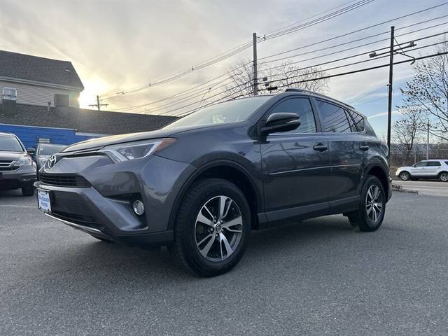 2016 Toyota RAV4 XLE AWD photo