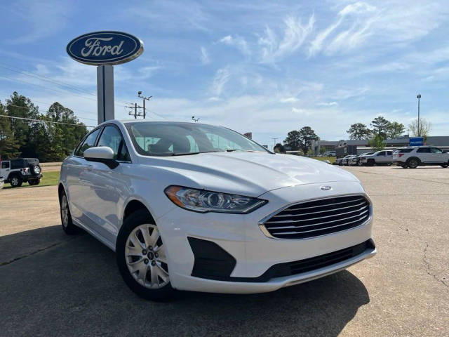 2019 Ford Fusion S FWD photo