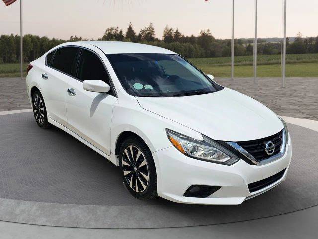 2018 Nissan Altima 2.5 SV FWD photo