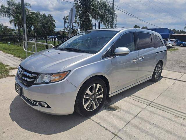 2015 Honda Odyssey Touring Elite FWD photo