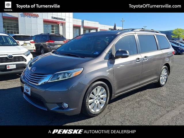 2016 Toyota Sienna Ltd Premium AWD photo