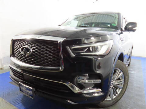 2019 Infiniti QX80 LUXE 4WD photo