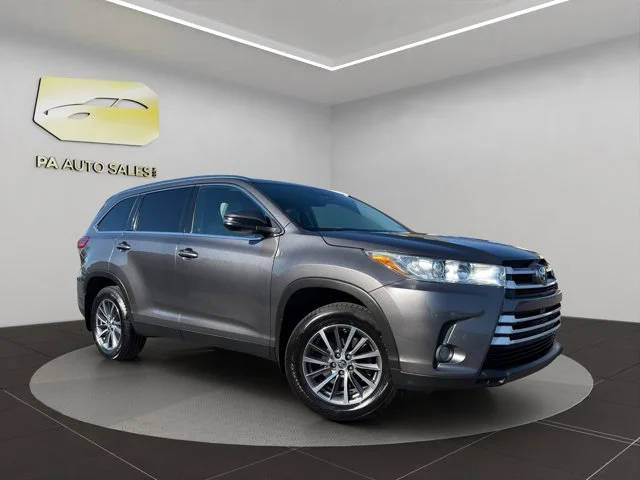 2019 Toyota Highlander XLE AWD photo