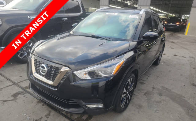 2019 Nissan Kicks SR FWD photo