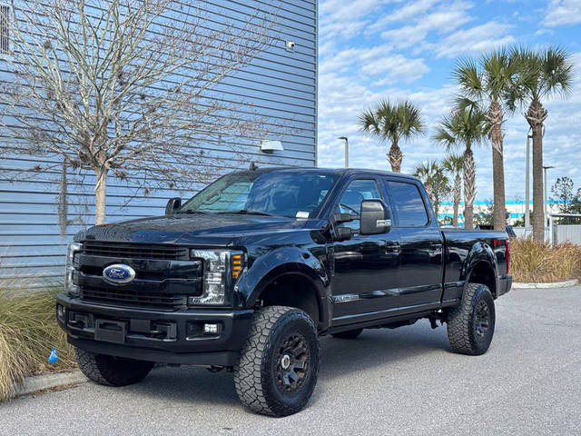 2019 Ford F-250 Super Duty LARIAT 4WD photo