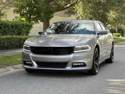 2016 Dodge Charger SXT RWD photo