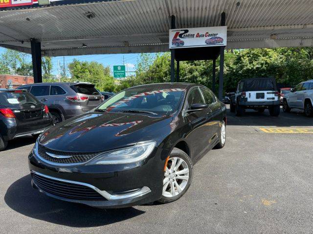 2015 Chrysler 200 Limited FWD photo
