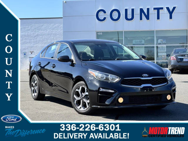 2019 Kia Forte LXS FWD photo