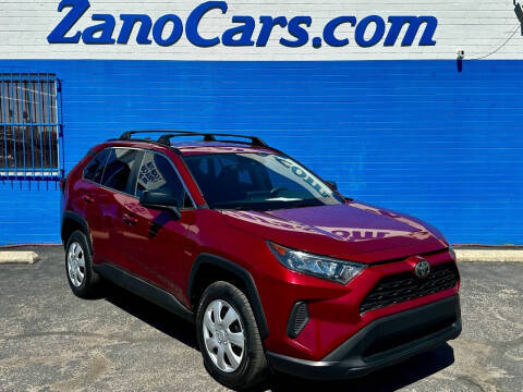 2019 Toyota RAV4 LE FWD photo