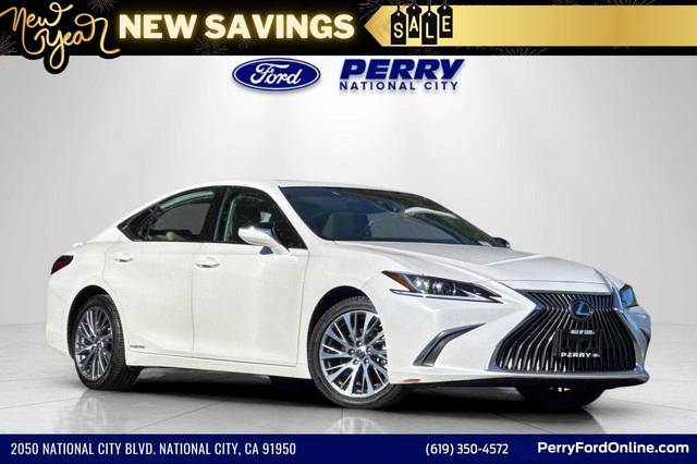 2019 Lexus ES ES 300h FWD photo