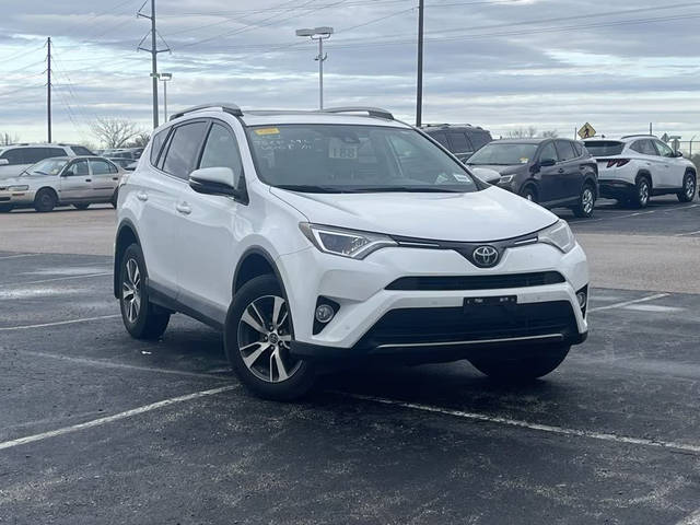 2018 Toyota RAV4 XLE FWD photo