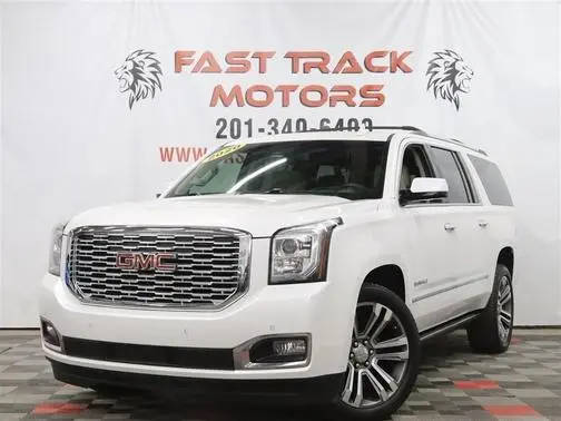 2020 GMC Yukon XL Denali 4WD photo