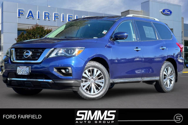 2019 Nissan Pathfinder SL FWD photo