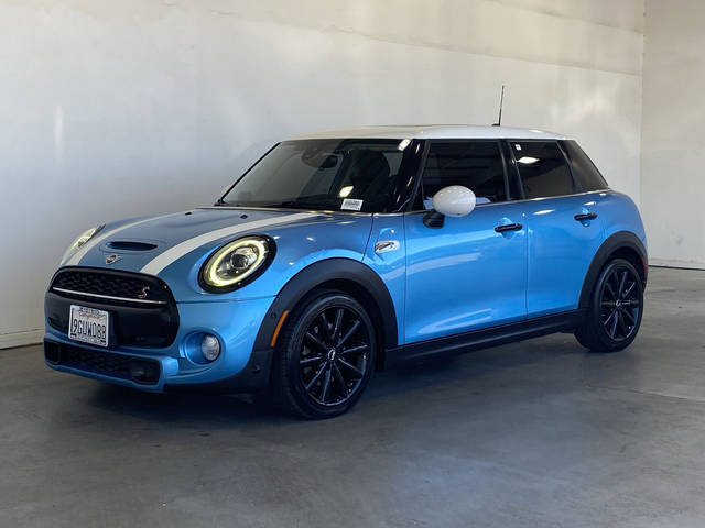 2019 MINI Hardtop 4 Door Cooper S FWD photo