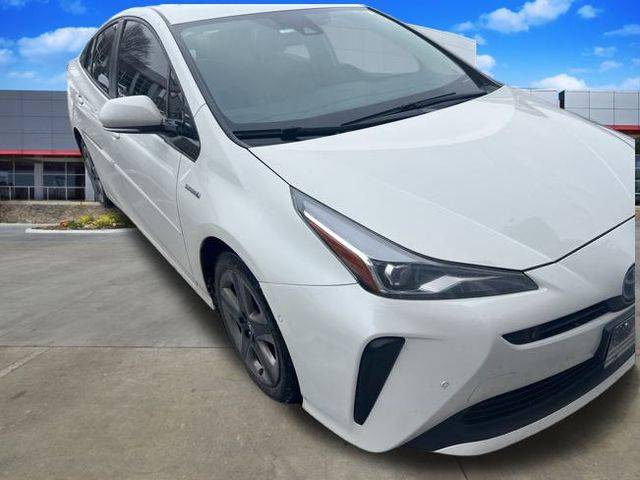 2019 Toyota Prius XLE FWD photo