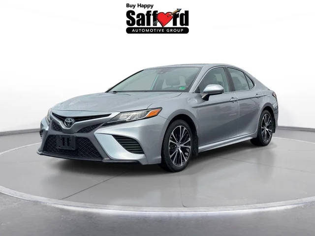 2019 Toyota Camry SE FWD photo