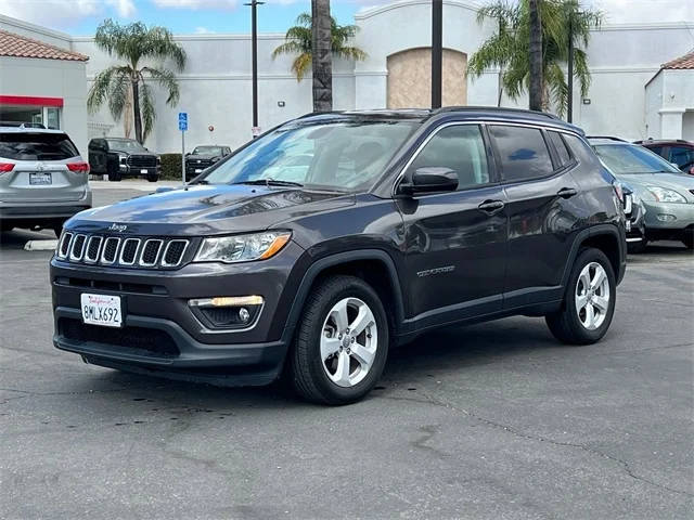 2019 Jeep Compass Latitude FWD photo