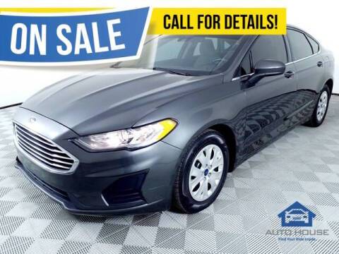 2019 Ford Fusion S FWD photo