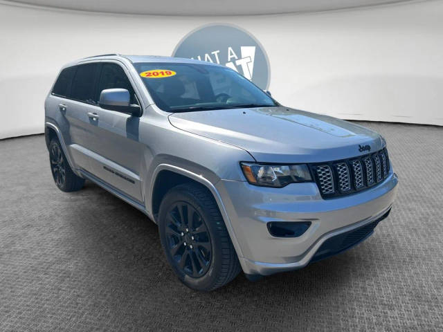2019 Jeep Grand Cherokee Altitude 4WD photo