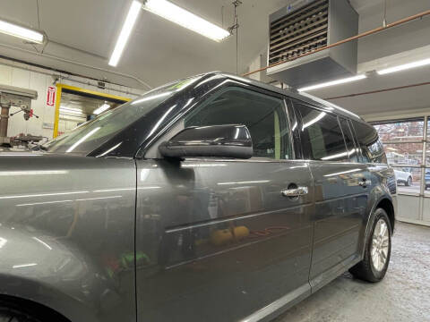 2019 Ford Flex SEL AWD photo