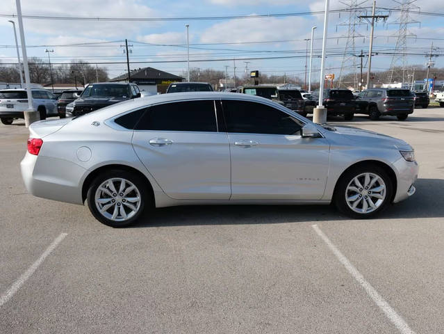 2018 Chevrolet Impala LT FWD photo