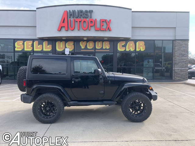 2017 Jeep Wrangler Sahara 4WD photo