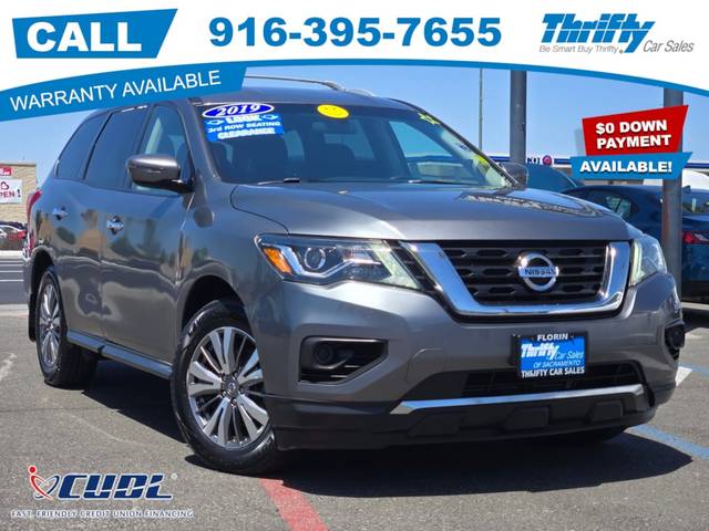 2019 Nissan Pathfinder S FWD photo