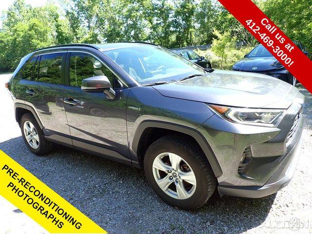 2019 Toyota RAV4 Hybrid XLE AWD photo
