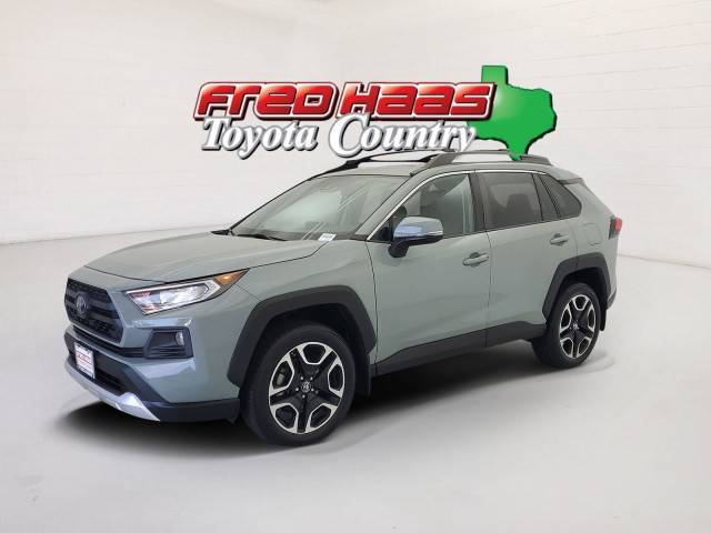 2019 Toyota RAV4 Adventure AWD photo