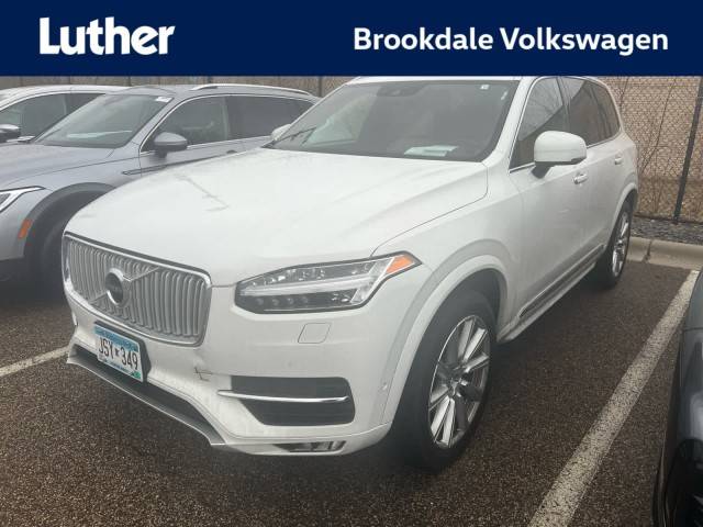 2016 Volvo XC90 T6 Inscription AWD photo