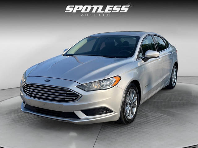 2017 Ford Fusion Hybrid SE FWD photo