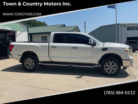 2018 Nissan Titan XD SL 4WD photo