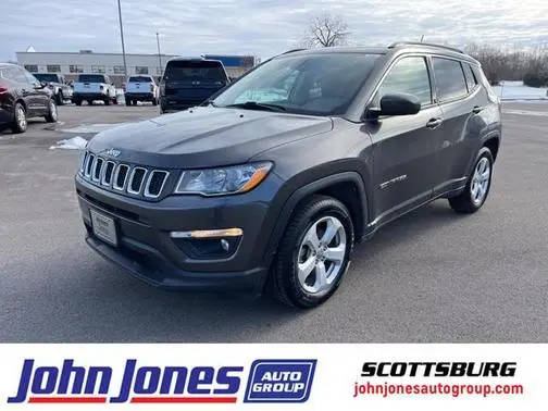 2019 Jeep Compass Latitude FWD photo