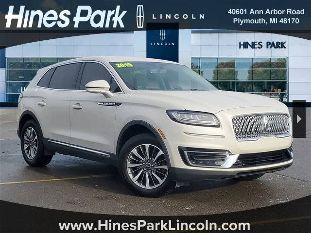 2019 Lincoln Nautilus Select FWD photo