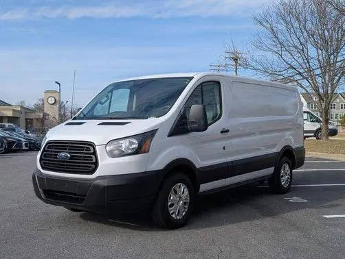 2019 Ford Transit Van  RWD photo