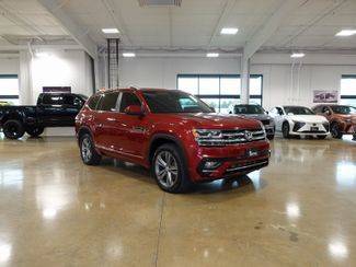 2019 Volkswagen Atlas 3.6L V6 SEL R-Line AWD photo