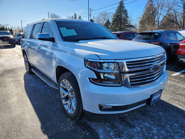 2020 Chevrolet Suburban Premier 4WD photo