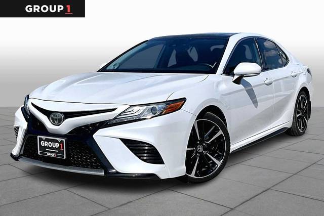 2019 Toyota Camry XSE V6 FWD photo