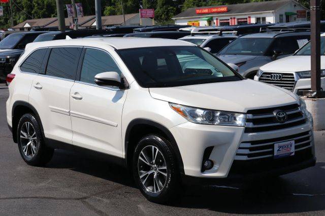 2019 Toyota Highlander LE Plus AWD photo