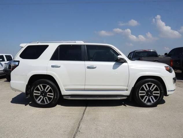 2019 Toyota 4Runner Limited RWD photo