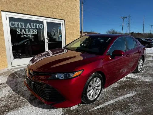 2019 Toyota Camry LE FWD photo