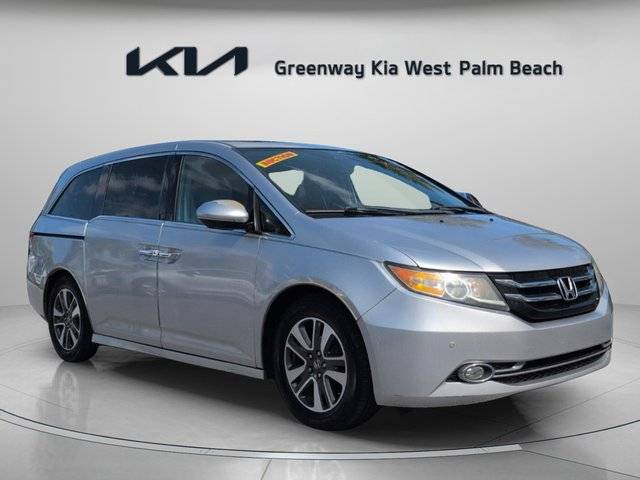 2015 Honda Odyssey Touring Elite FWD photo