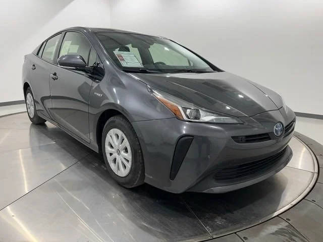 2019 Toyota Prius LE FWD photo