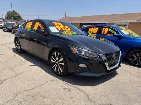 2020 Nissan Altima 2.5 SR FWD photo